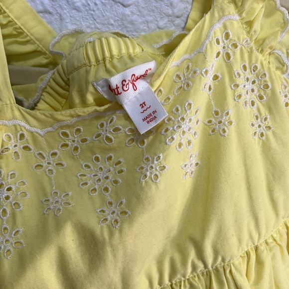 EUC Cat & Jack white and yellow dress - Picture 6 of 6
